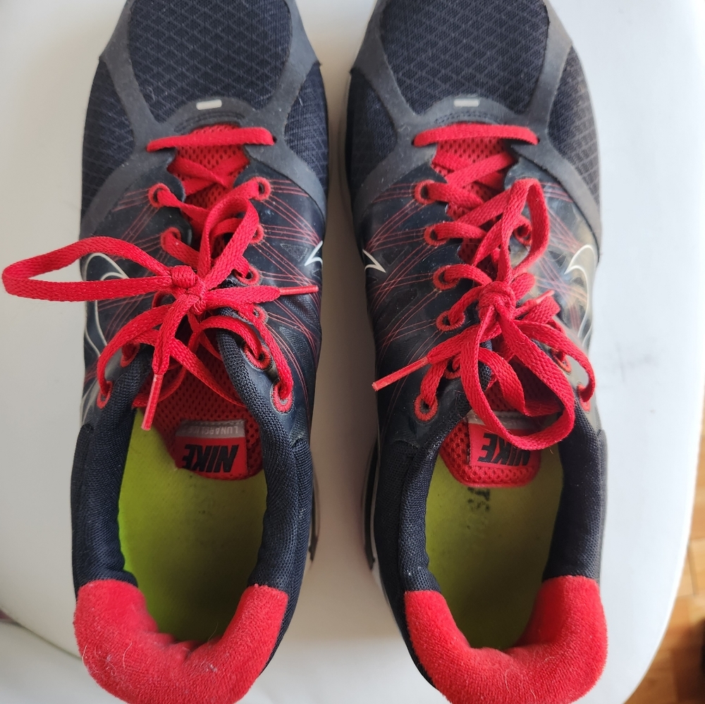 Nike Men's size 13 pre-owned shoes
